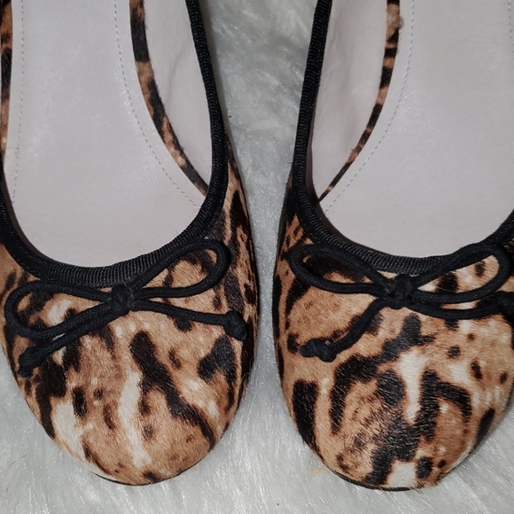 Vince Camuto S. 11 Leather  Leopard Design Wedge - Picture 4 of 9